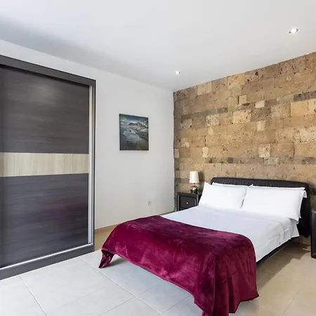 Hemeras Boutique Homes - Exclusive 5min Walk From Playa Del Duque *