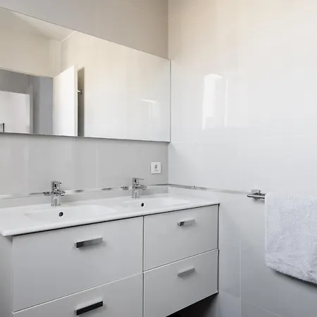 Hemeras Boutique Homes - Exclusive 5min Walk From Playa Del Duque 阿德耶